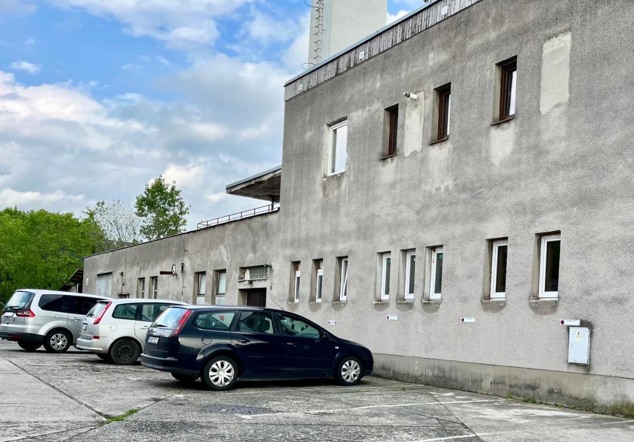Monstera I Kolín Exterior foto